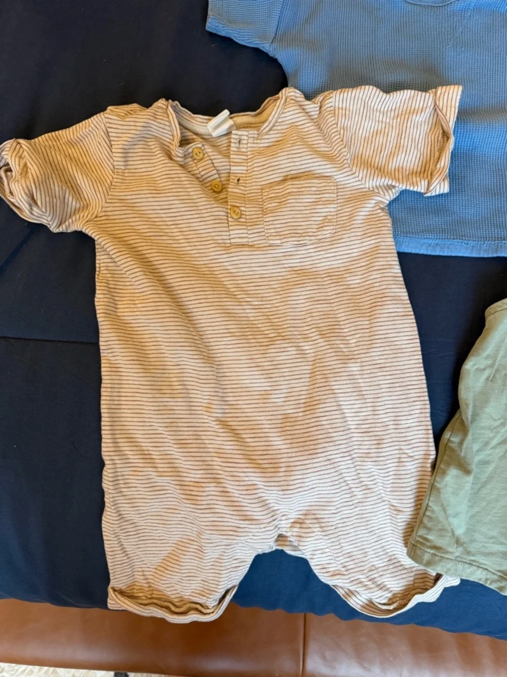 Zara and H&M Baby 12-18 Month Mix-and-Match Neutral & Green Five-Piece Set - Picture 6 of 6